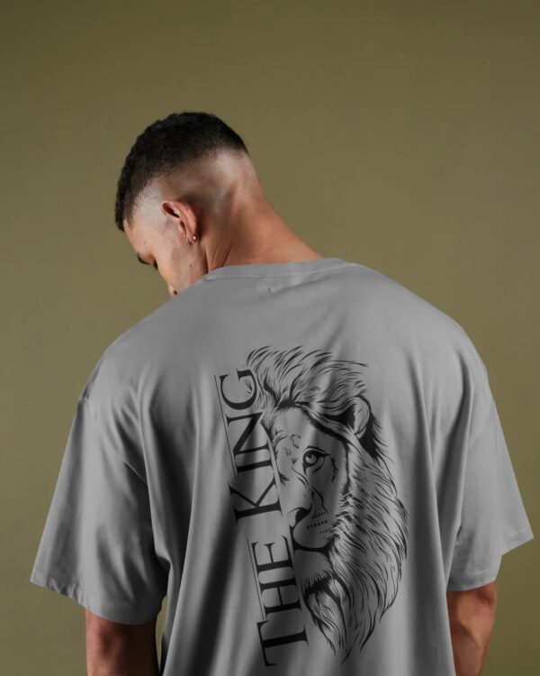 The King oversized t-shirt